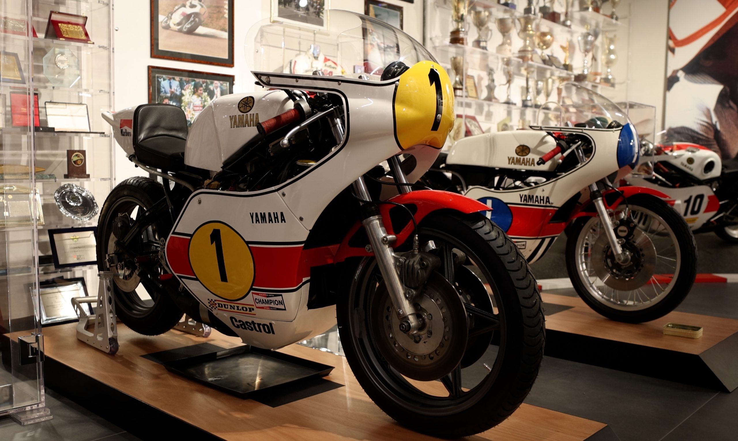 THE LEGENDARY MOTORCYCLES