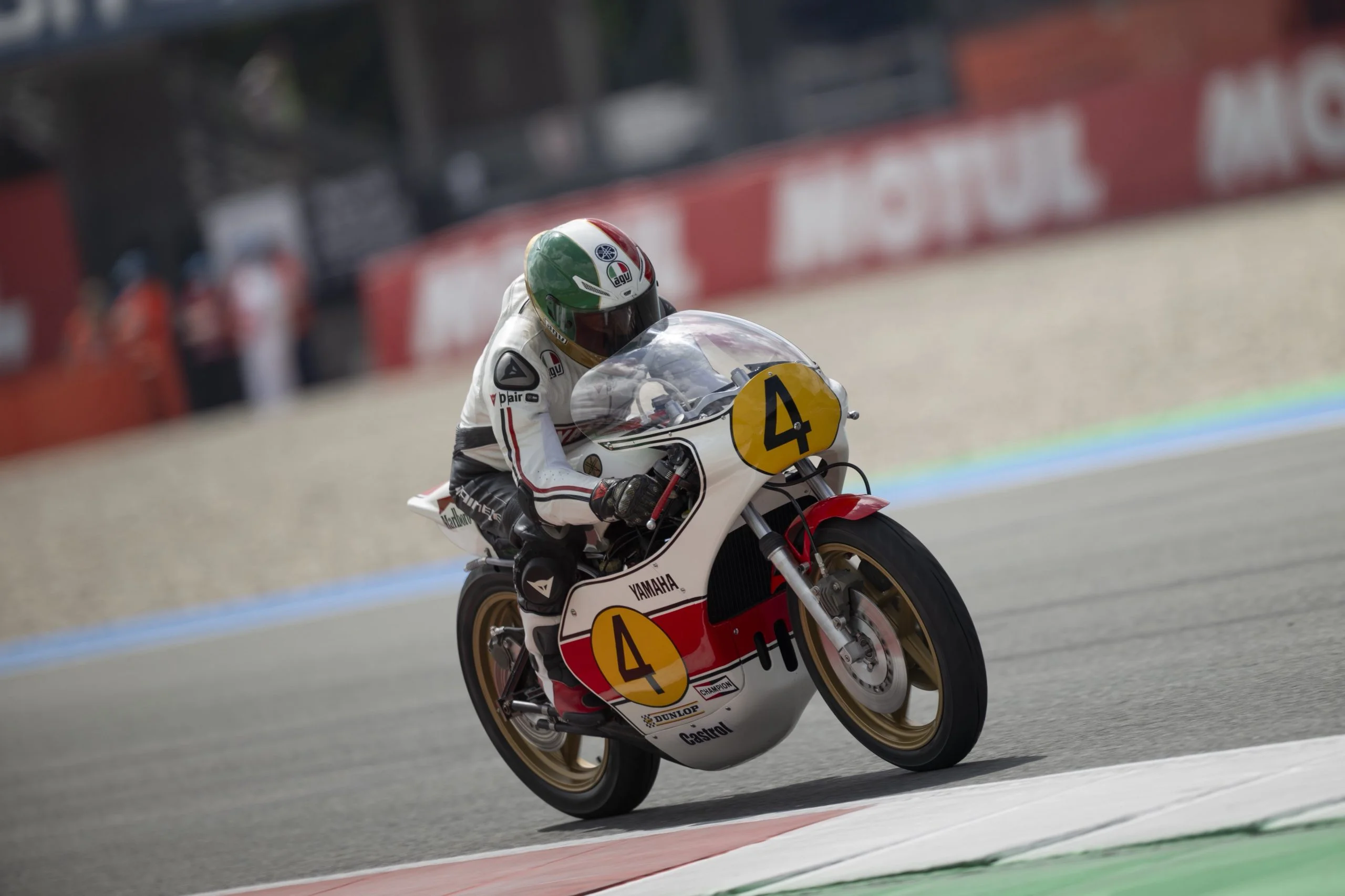 Con Yamaha, ancora in vetta.